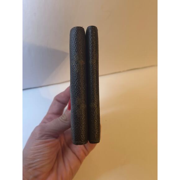 Authentic LOUIS VUITTON Elise trifold wallet vintage monogram - Picture 4 of 14